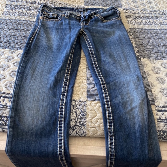 Jeans - Picture 2 of 15